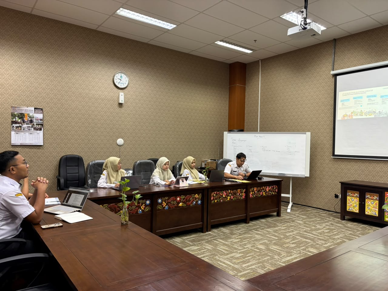 SOSIALISASI PERATURAN MENTERI EKONOMI KREATIF TENTANG PENYELENGGARAAN EKONOMI KREATIF DI DAERAH