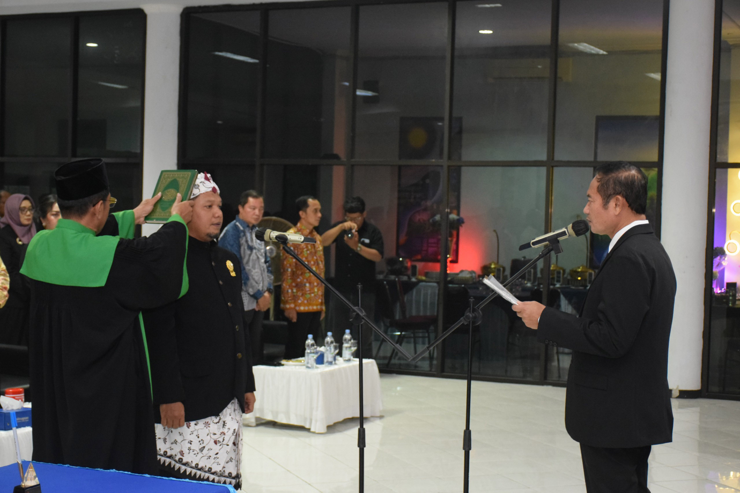Foto: Lantik Direktur Kepatuhan BDL, Bupati YES Perkuat Integritas sebagai Budaya Kerja