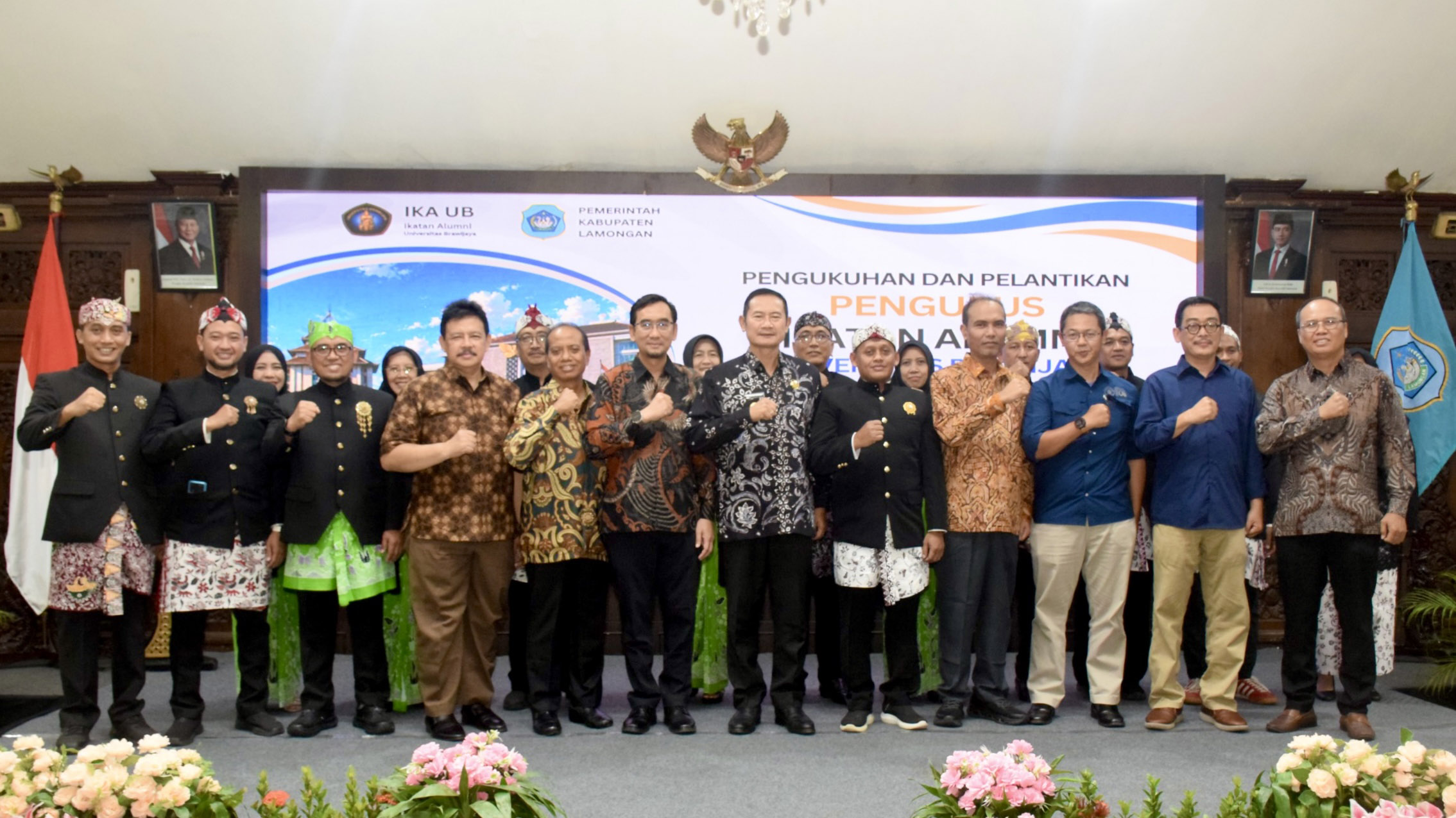 Foto: Pengukuhan IKA UB Lamongan, Bupati Yes Ajak Perkuat Sinergi untuk Kemajuan Lamongan