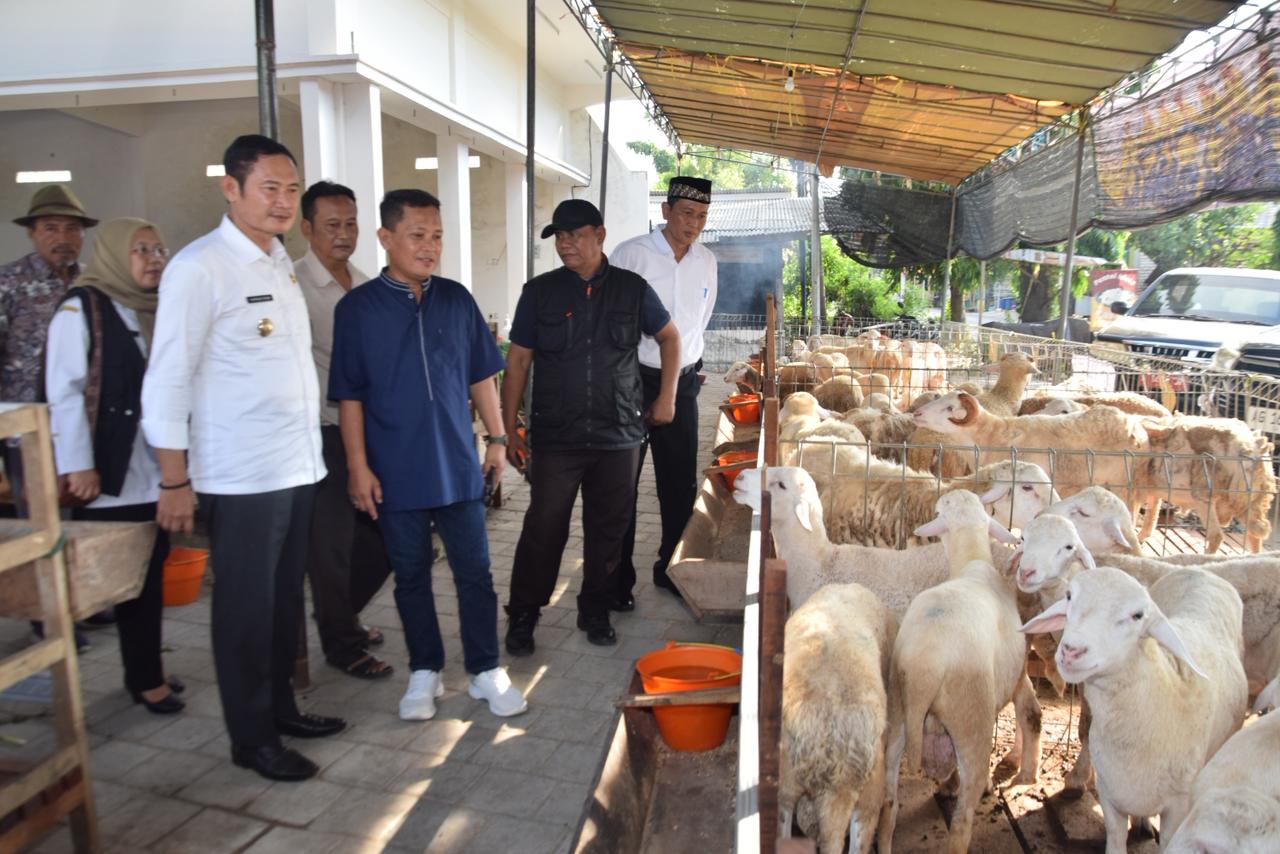 Foto: Yes Dorong Penguatan Ekonomi Kerakyatan Lewat Bazar Qurban dan Ngopi Bisnis