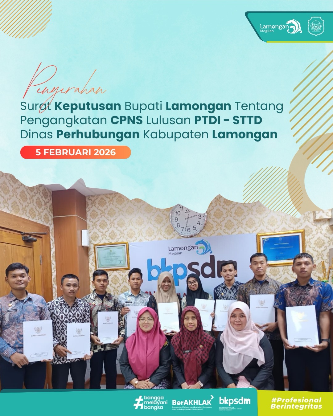 Foto: PENYERAHAN SURAT KEPUTUSAN BUPATI, PENGANGKATAN CPNS LULUSAN PTDI-STTD
