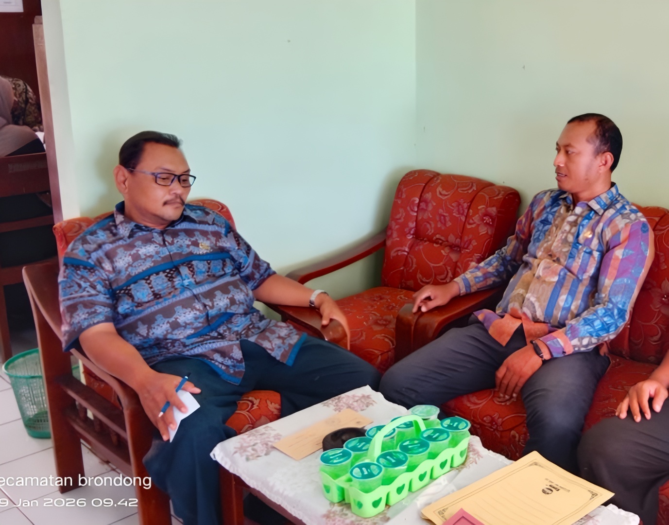 Foto: KOORDINASI PENDAFTARAN IDENTITAS KEPENDUDUKAN DIGITAL BERSAMA KUA KECAMATAN BRONDONG