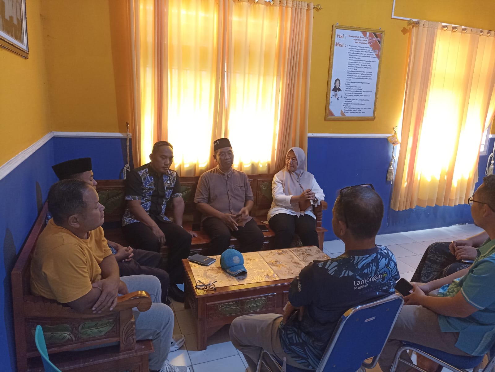 Foto: KOORDINASI DISTRIBUSI SPPT PBB 2026 DESA SEDAYULAWAS PERKUAT SINERGI PEMERINTAH DESA DAN KECAMATAN