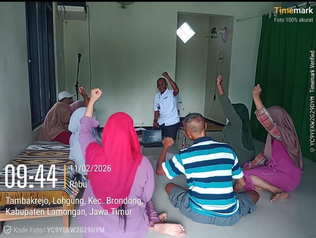 Foto: SEKOLAH PKH LANSIA DESA LOHGUNG PERKUAT EDUKASI DAN KEPEDULIAN SOSIAL