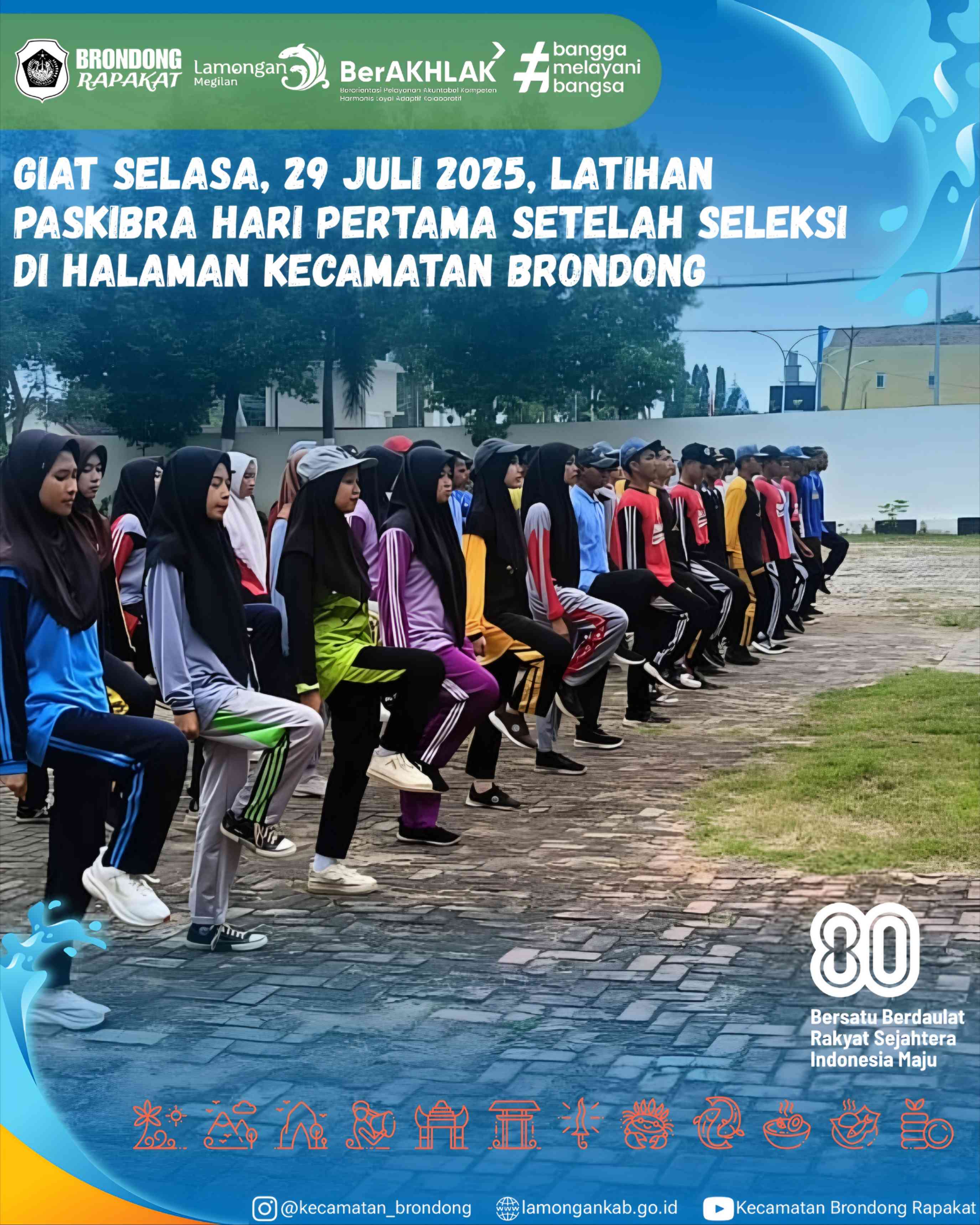 Foto: LATIHAN PERDANA PASKIBRA KECAMATAN BRONDONG SETELAH SELEKSI