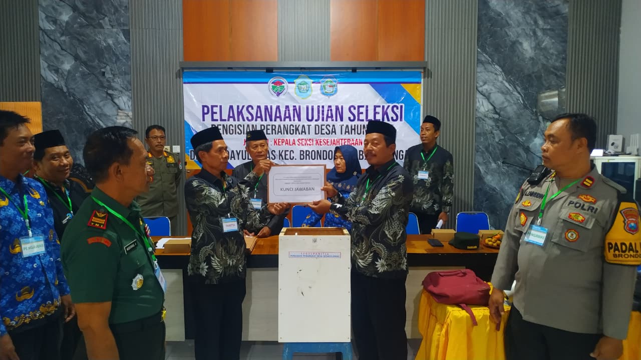 Foto: UJIAN SELEKSI PERANGKAT DESA SEDAYULAWAS DIGELAR TRANSPARAN DAN TERAWASI KETAT