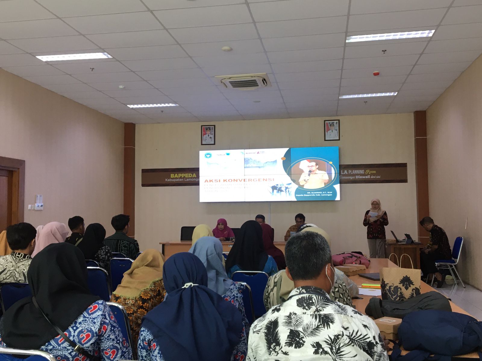 Foto: RAPAT KOORDINASI PENGISIAN WEB AKSI KONVERGENSI PENURUNAN PRAVELENSI STUNTING