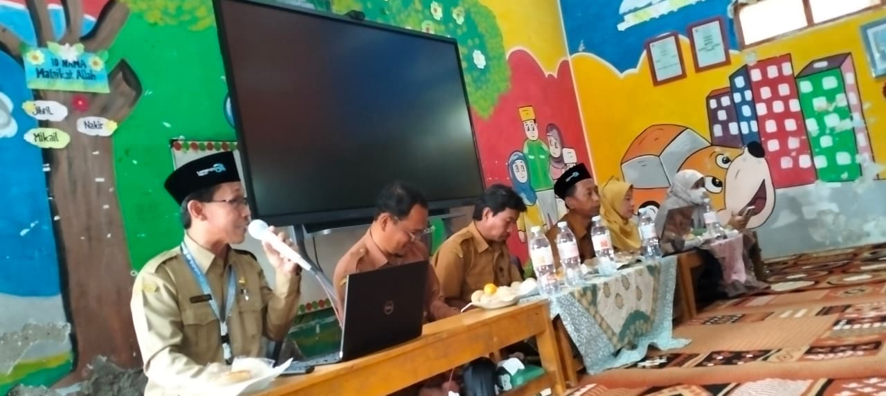 Foto: SINERGI KEPALA TK SE-KECAMATAN BRONDONG, K3TK GELAR RAPAT DINAS DI DESA TLOGORETNO