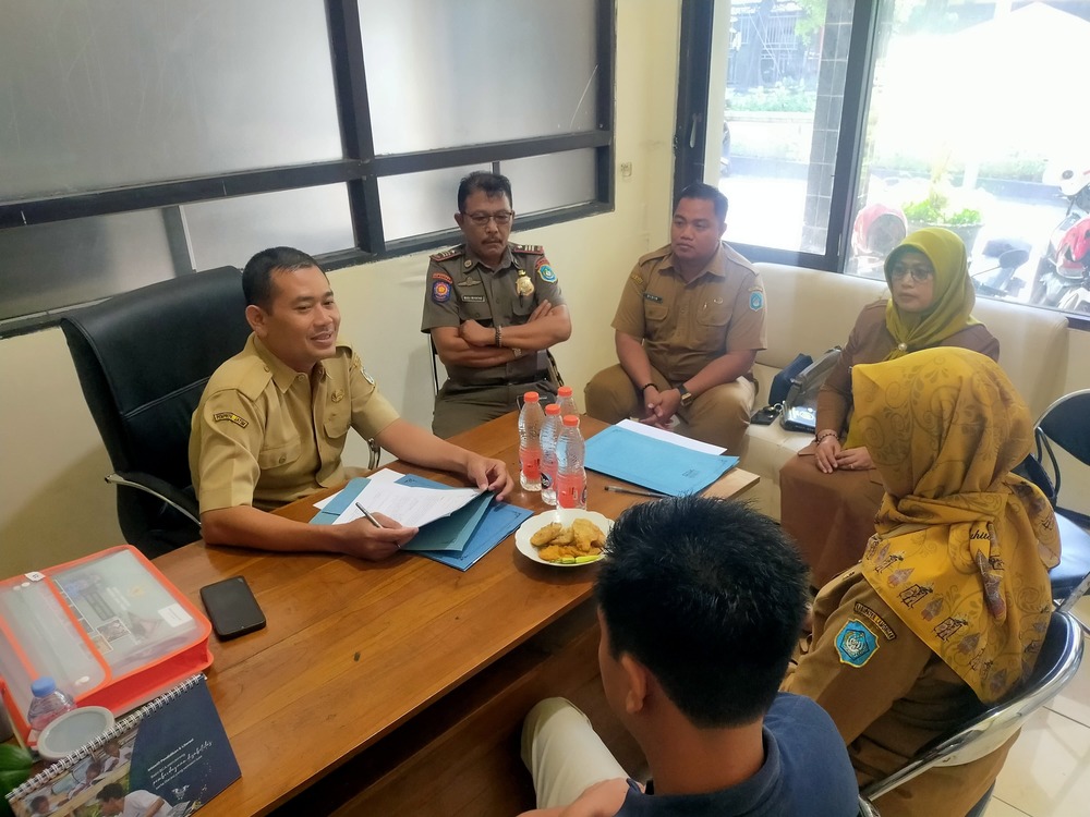 Foto: TINDAK LANJUT PENANGANAN PENGADUAN KEGIATAN INDUSTRI PENGOLAHAN IKAN CV. JIOEN FISHERY DI DESA SEDAYULAWAS
