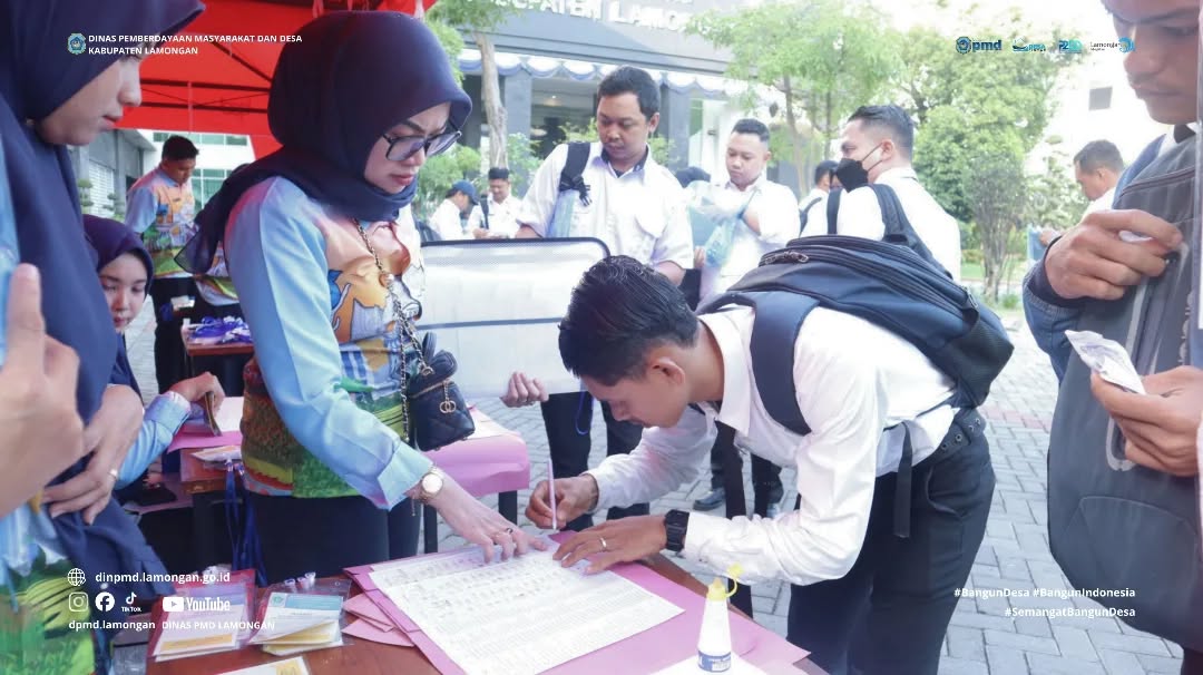 Foto: TINGKATKAN KAPASITAS DAN KEDISIPLINAN, 213 APARATUR DESA IKUTI PROGRAM PRIMA DESA LAMONGAN