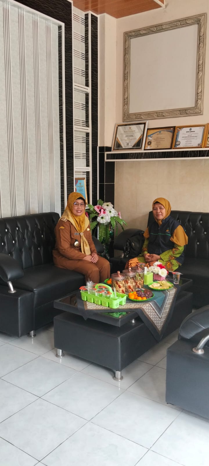 Foto: PERKUAT SINERGI SOSIAL, KECAMATAN BRONDONG GELAR KOORDINASI BERSAMA TKSK DAN AISYIYAH