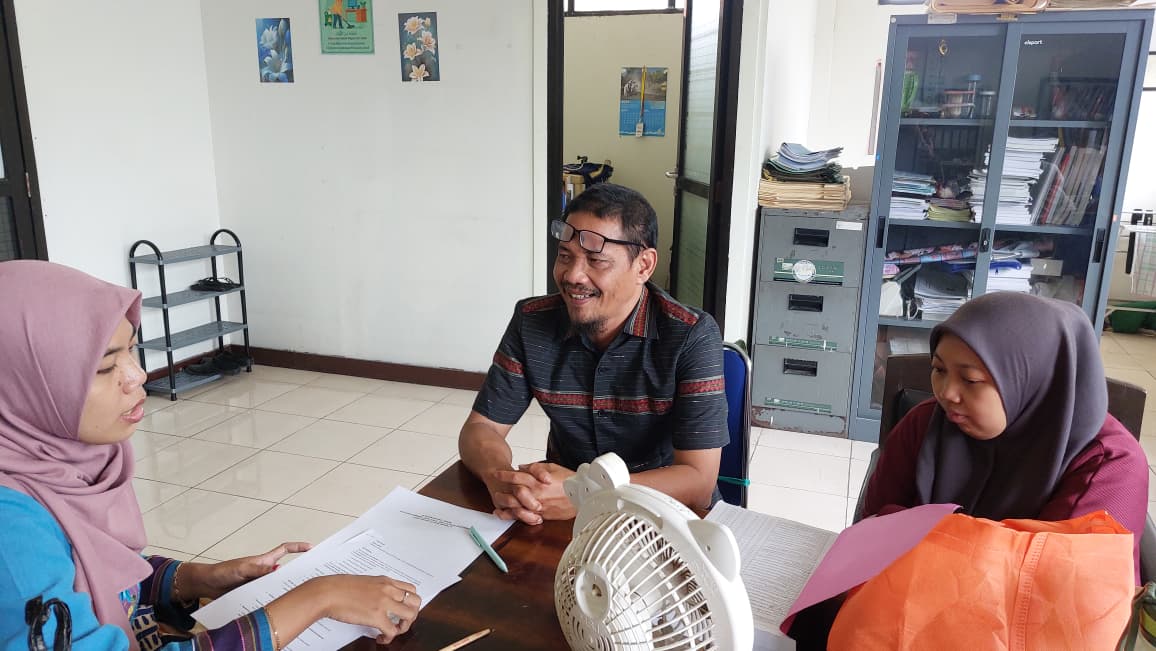 Foto: ARSIPARIS TERIMA LAYANAN KONSULTASI TERKAIT PEMUSNAHAN ARSIP DINAS PENGENDALIAN PENDUDUK DAN KELUARGA BERENCANA LAMONGAN