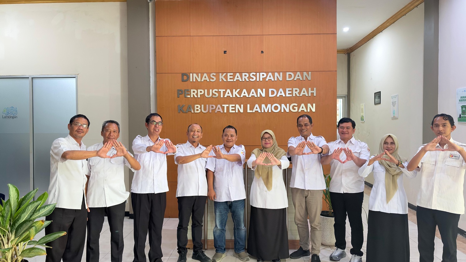 Foto: Dinas Arpusda Lamongan terima Audiensi Kearsipan dari Bawaslu Kabupaten Lamongan