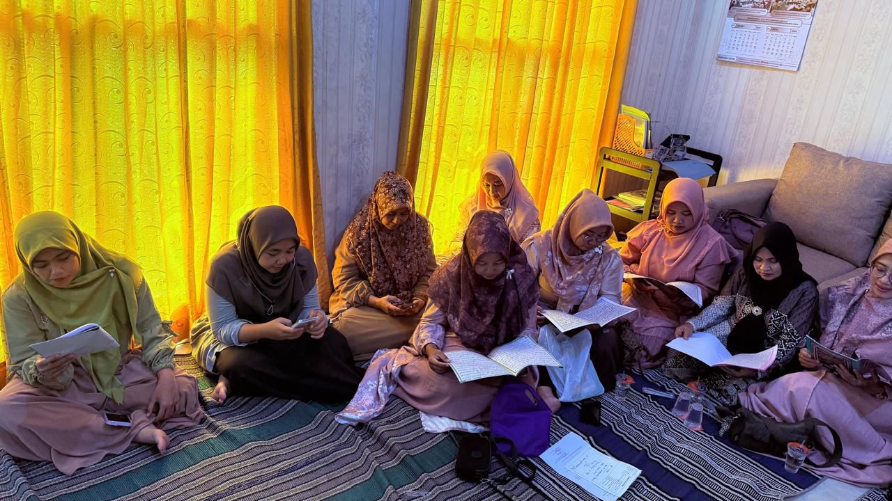 Foto: Khotmil Qur’an Virtual, Wujudkan Kebersamaan Spiritual di Lingkungan Dinas Arpusda