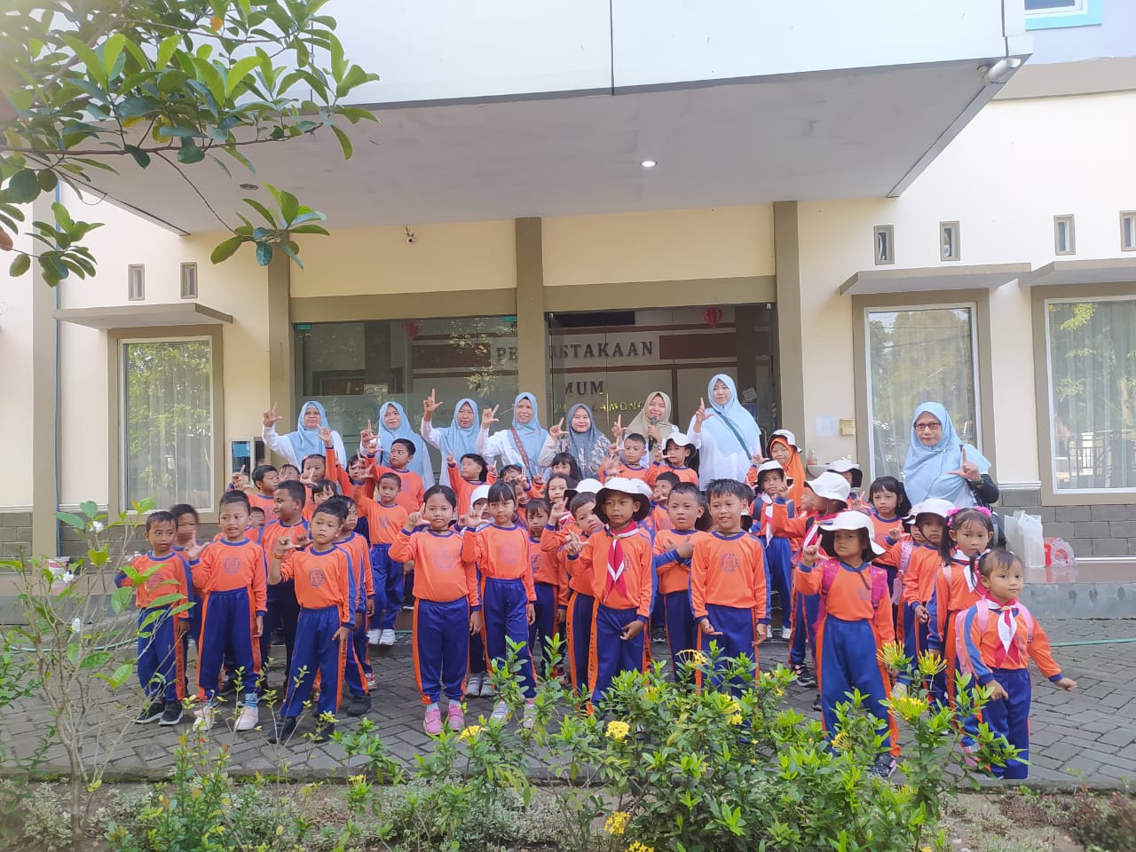 DINAS ARPUSDA TERIMA KUNJUNGAN DARI PAUD GUGUS 5 KECAMATAN LAMONGAN