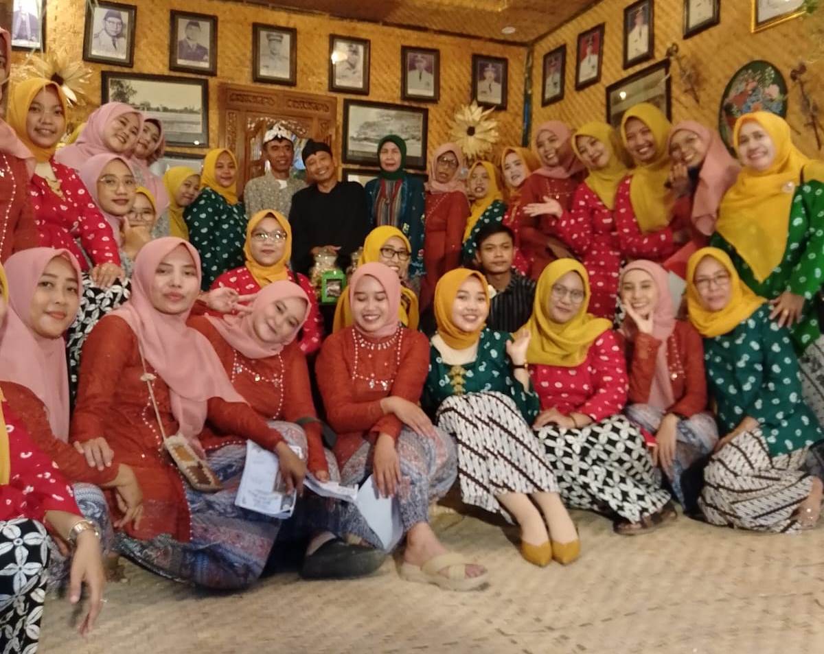 DINAS KEARSIPAN DAN PERPUSTAKAAN DAERAH KABUPATEN LAMONGAN TURUT MEMERIAHKAN  LAMONGAN TEMPO DOELOE HARMONI 2025