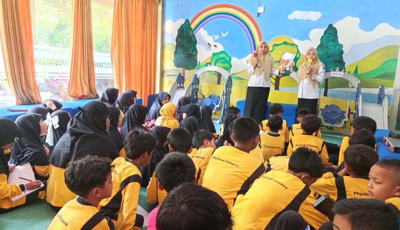 Foto: Dinas Arpusda Bangun Literasi Bersama MI Muhammadiyah Menongo Kec. Sukodadi