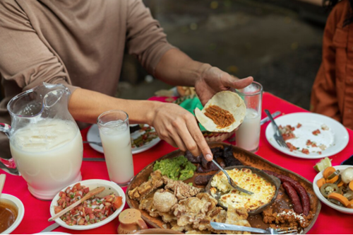 Foto: Mencicipi Jejak Tradisi Masakan Lamongan oleh: Agus Buchori