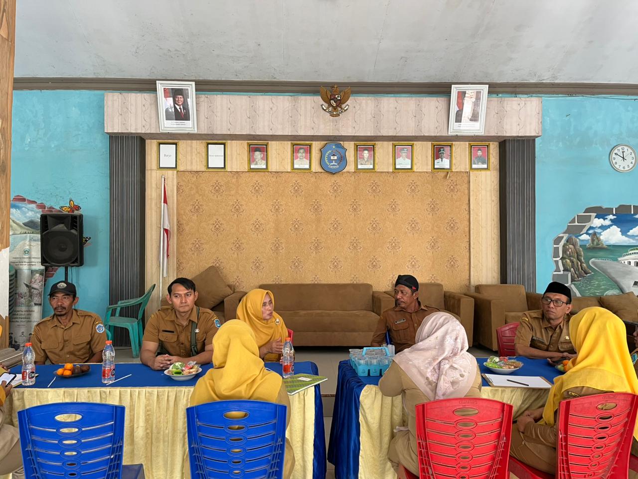 Foto: Pendampingan Tata Kelola Kearsipan Desa Di Desa Bakalanpule Kecamatan Tikung