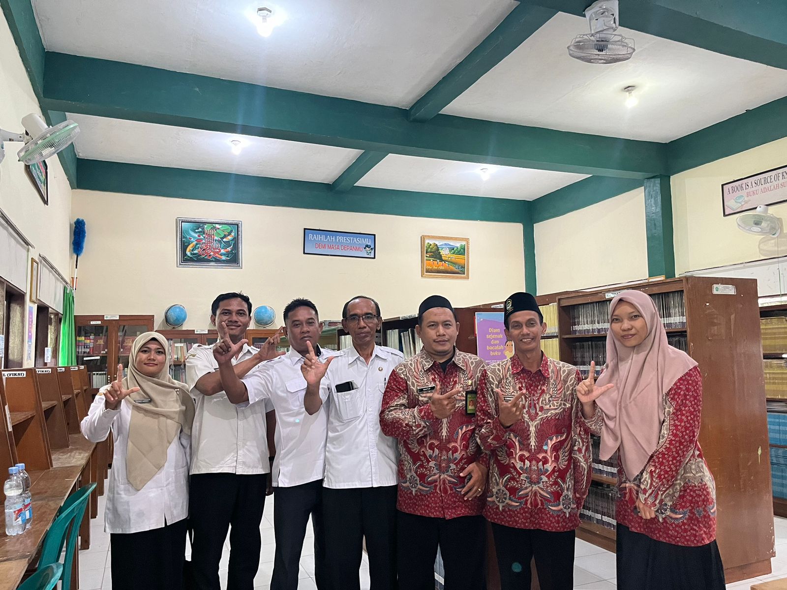 Tim Bidang Pembinaan Dan Pengembangan Perpustakaan Laksanakan Pembinaan Di Mtsn 2 Lamongan