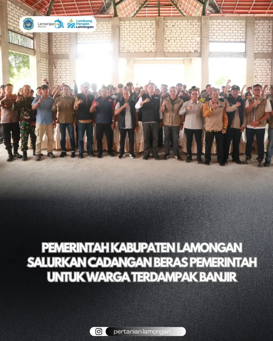 Foto: Pemerintah Kabupaten Lamongan Salurkan Cadangan Beras Pemerintah untuk Warga Terdampak Banjir