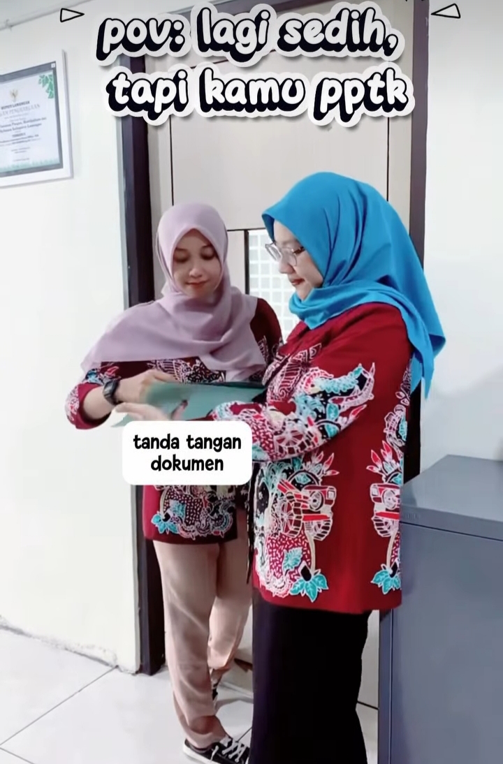 Foto: Lagi Sedih, tapi Kamu PPTK