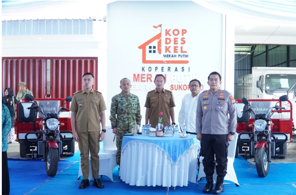 Foto: 90 Koperasi Merah Putih di Lamongan Resmi Beroperasi