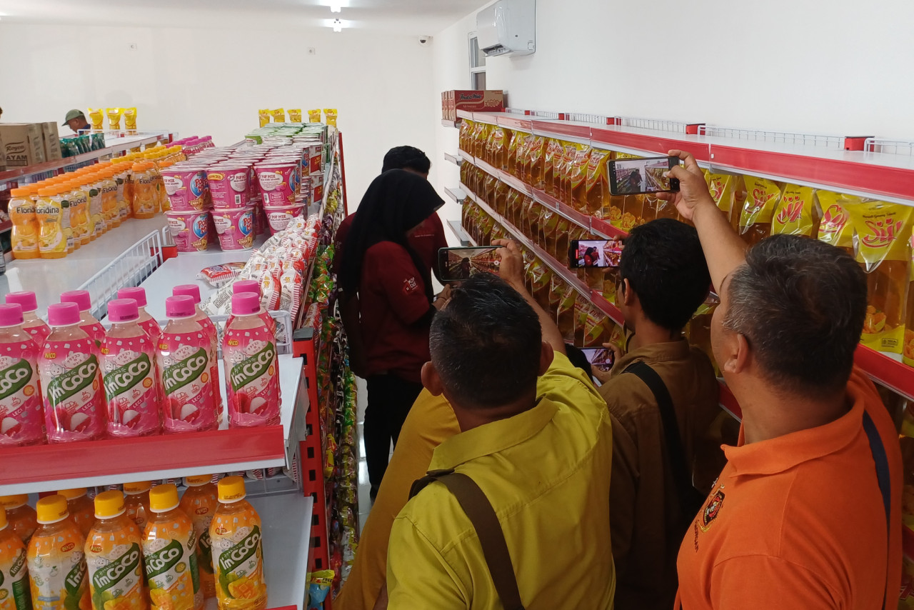 Foto: Omzet Harian Tembus Rp 4 Juta, KDMP di Lamongan Disambut Positif Masyarakat
