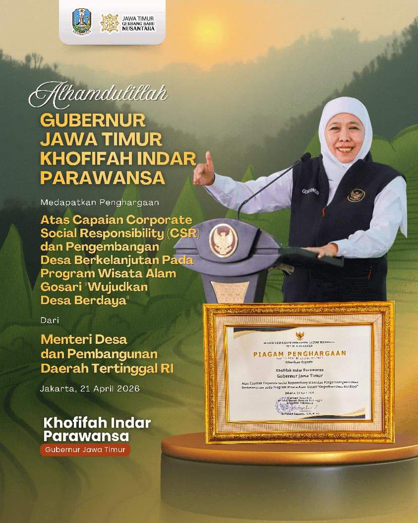Foto: Gubernur Khofifah Terima Penghargaan CSR dan Pengembangan Desa Berkelanjutan Award 2026 Dari Kemendes RI , Ajak Lintas Sektor Sinergi Berdayakan Desa
