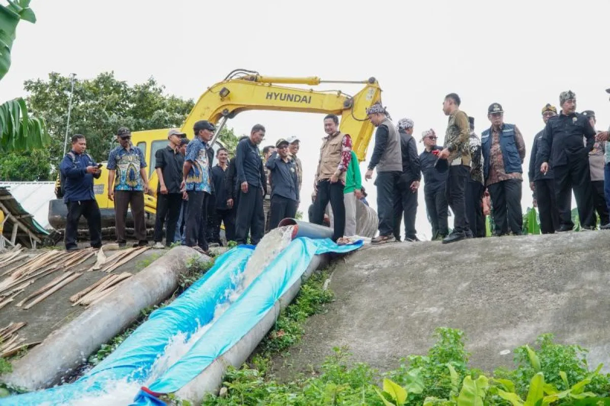 Foto: PEMKAB LAMONGAN PERKUAT IRIGASI DAN LTT HADAPI POTENSI KEKERINGAN 2026
