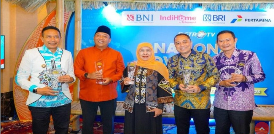 Foto: Khofifah Sabet Penghargaan Nasional, Program Koperasi Desa Jatim Diakui Pusat