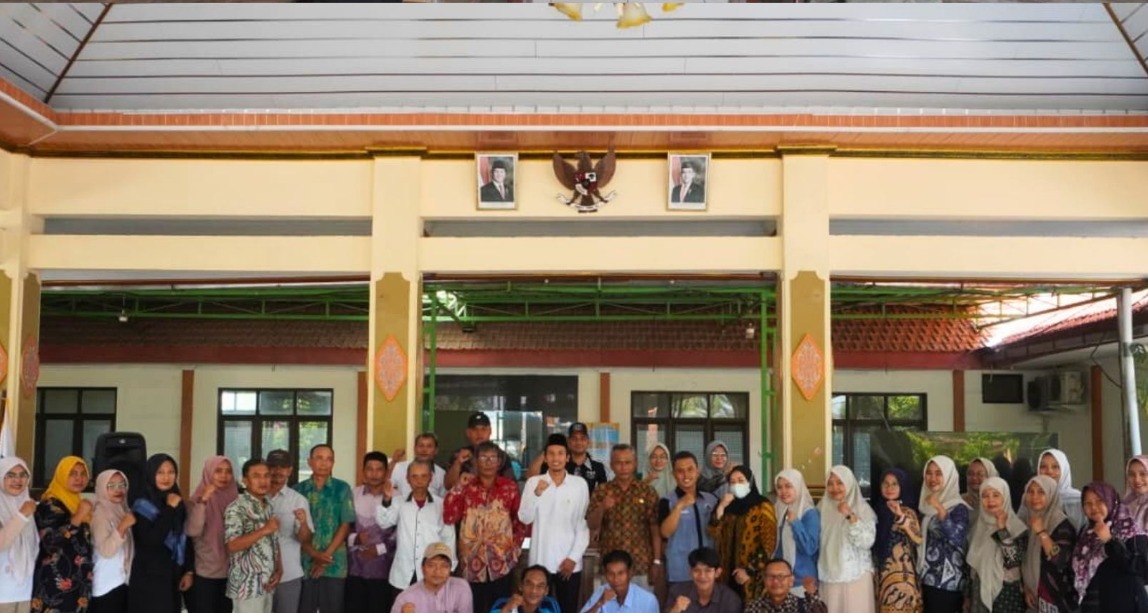 Foto: PEMERINGKATAN BADAN USAHA MILIK DESA (BUMDES) DESA SE-KECAMATAN MANTUP