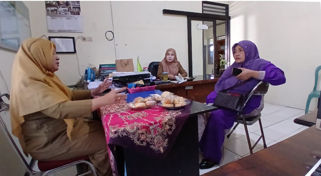 Foto: PEMERINTAH KECAMATAN PUCUK IKUTI BIMBINGAN TEKNIS PENGUATAN POSYANDU 6 SPM OLEH DINAS PMD KABUPATEN LAMONGAN