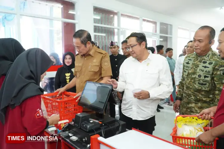 Foto: KDKMP Serentak Diresmikan, Lamongan Terbanyak dan Siap Beroperasi