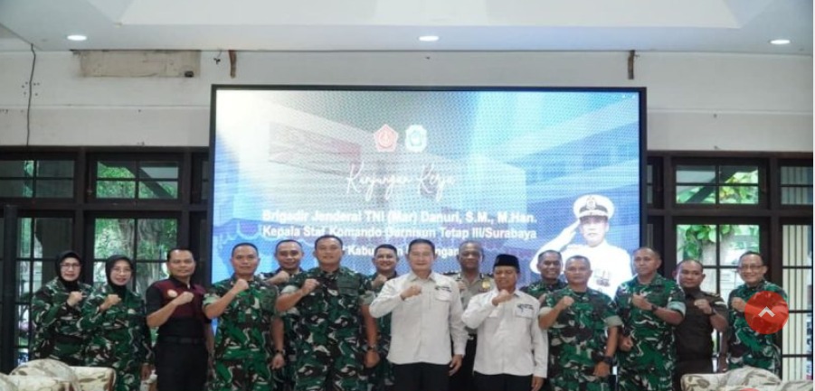 Foto: Lamongan Perkuat Sinergi TNI, Kunci Keamanan dan Akselerasi Ekonomi Daerah