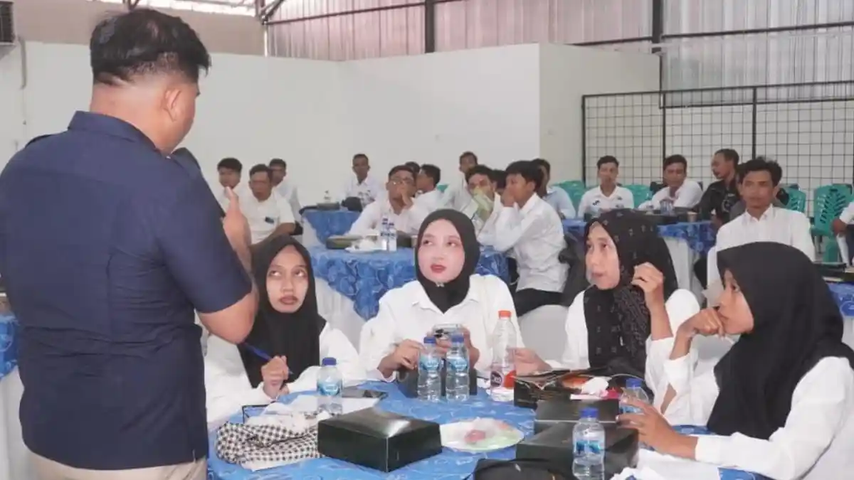 Foto: KODIM 0812 LAMONGAN DAN PT AGRINAS SIAPKAN SDM UNTUK OPERASIONAL 90 TITIK KOPERASI MERAH PUTIH