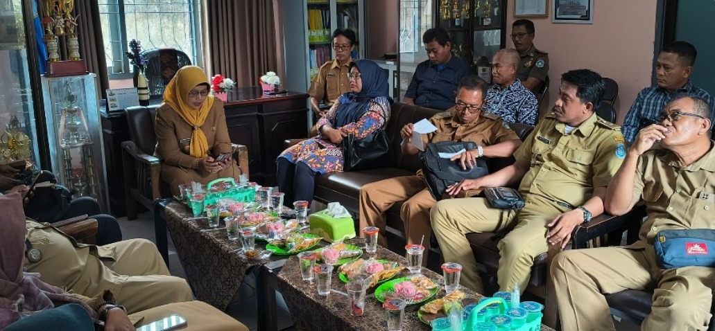 Foto: RAPAT KOORDINASI KEPALA DESA, BUMDES, DAN PENDAMPING DESA SE-KECAMATAN BRONDONG