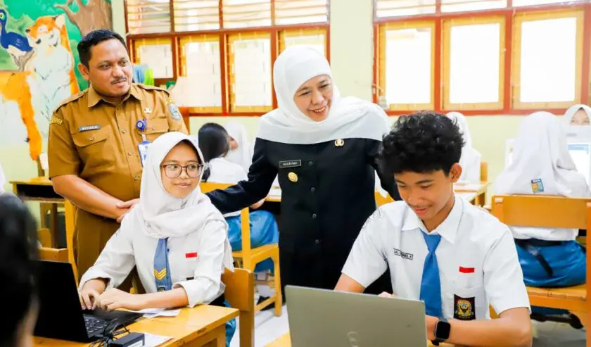 Foto: HARDIKNAS 2026, KHOFIFAH TEGASKAN KOMITMEN JATIM SEBAGAI BAROMETER PENDIDIKAN NASIONAL