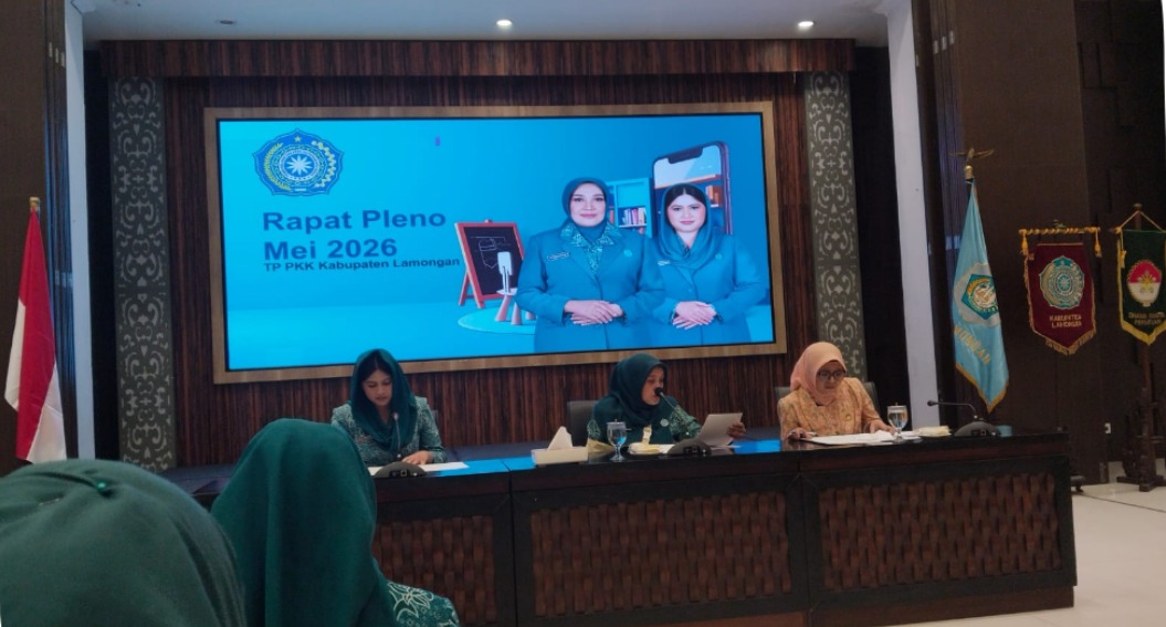 Foto: DINAS PMD KABUPATEN LAMONGAN HADIRI RAPAT PLENO PKK DAN DWP TAHUN 2026
