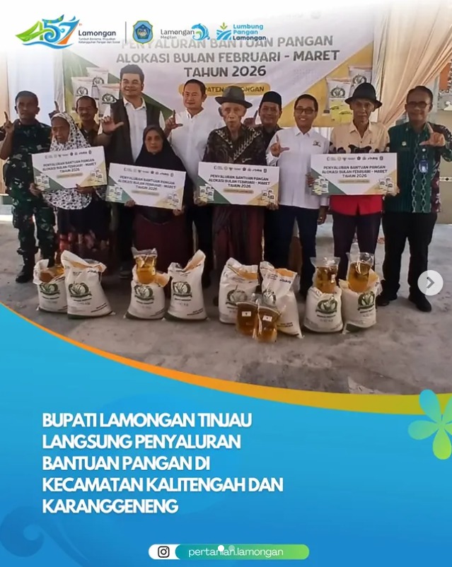 Foto: BUPATI LAMONGAN TINJAU LANGSUNG PENYALURAN BANTUAN PANGAN DI KECAMATAN KALITENGAH DAN KARANGGENENG