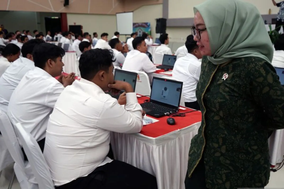 Foto: PEMERINTAH TEGASKAN SELEKSI MANAJER KOPDES MERAH PUTIH BEBAS TITIPAN