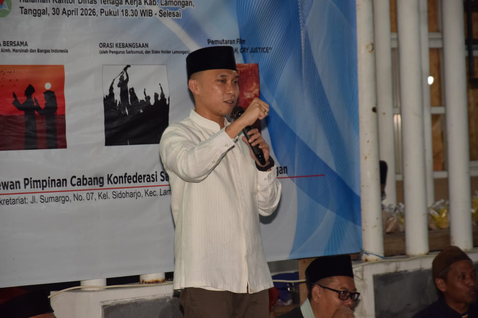 Foto: PERINGATAN MAY DAY, PEMKAB LAMONGAN TEKANKAN KESEJAHTERAAN BURUH SEBAGAI PRIORITAS PEMBANGUNAN SDM