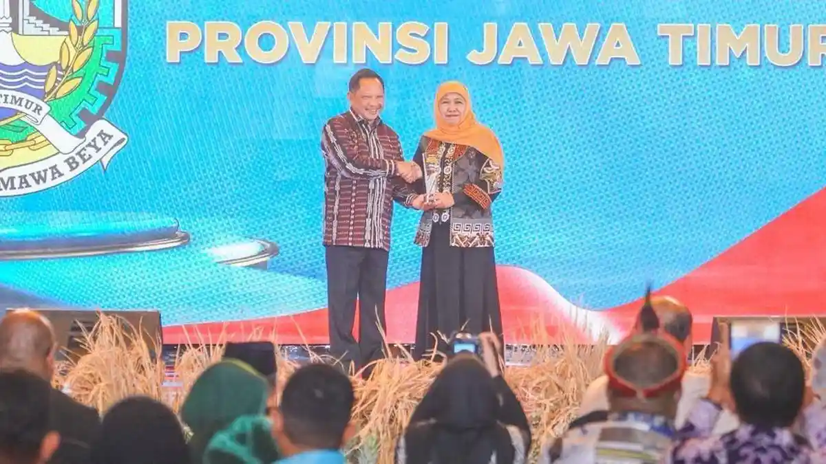 Foto: JATIM SABET PENGHARGAAN OUTSTANDING PROVINCE DI GOVERNANCE AWARDS 2026, DORONG EKONOMI LEWAT KOPERASI DESA