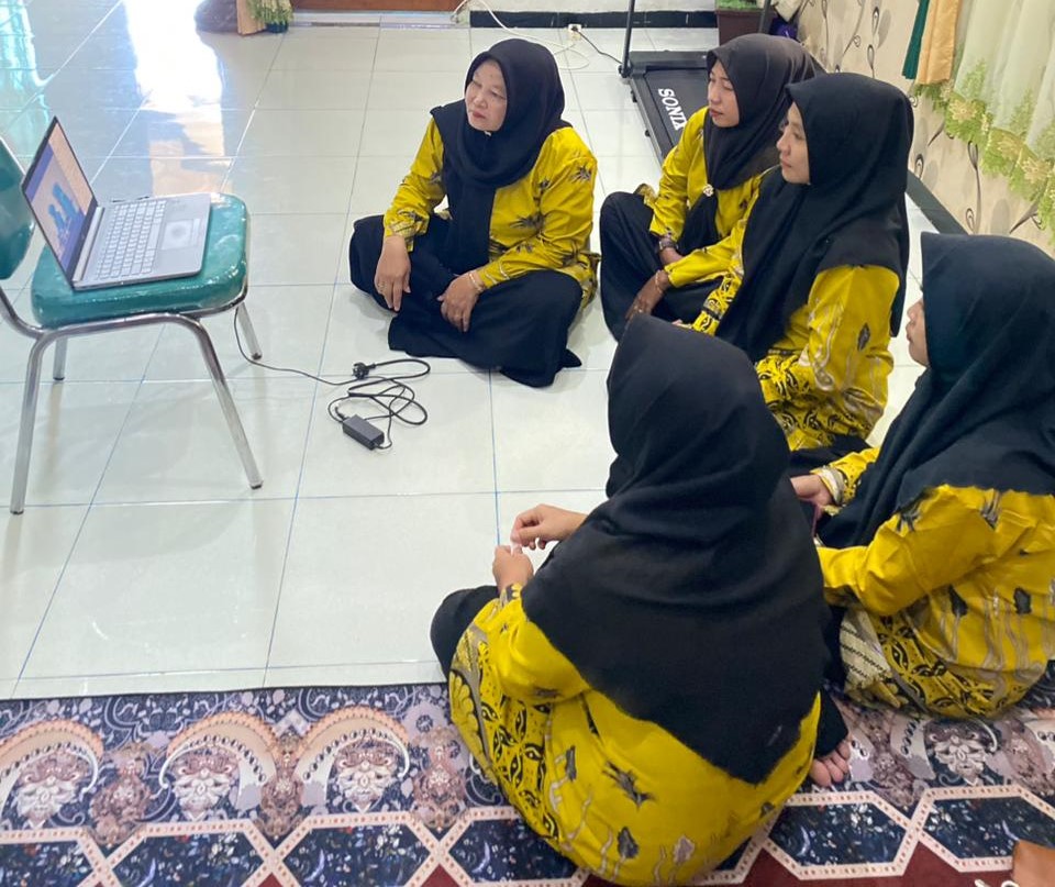 Foto: PEMERINTAH DESA IKUTI BIMBINGAN TEKNIS PENGUATAN KELEMBAGAAN POSYANDU 6 SPM