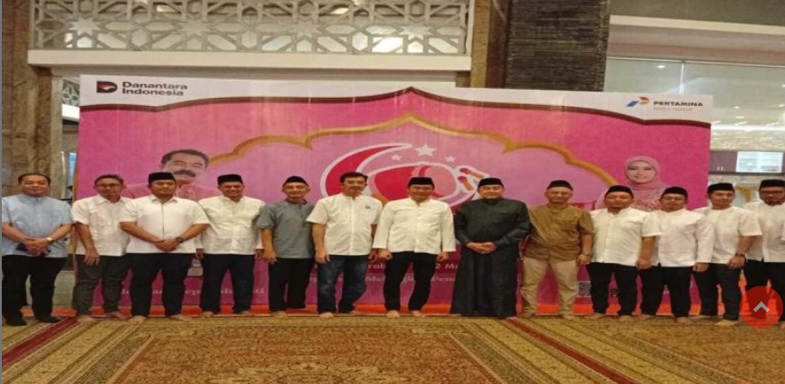 Foto: Polsek Tikung Amankan Buka Puasa Hiswana Migas di Masjid Namira Lamongan