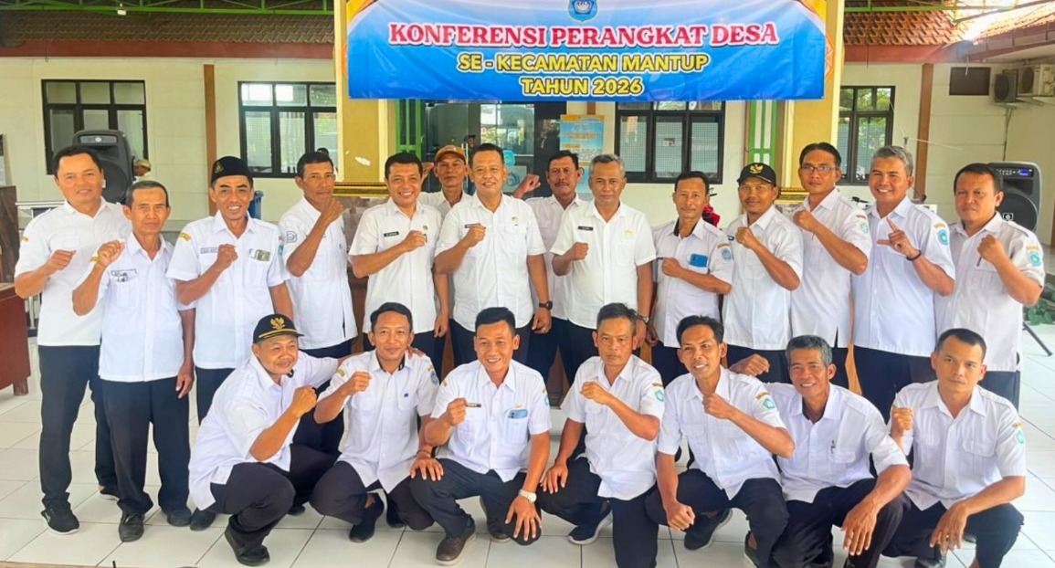 Foto: KONFERENSI SEKRETARIAT DESA SE-KECAMATAN MANTUP, PEMERINTAH DESA TEKANKAN PERCEPATAN PEMBAYARAN PBB