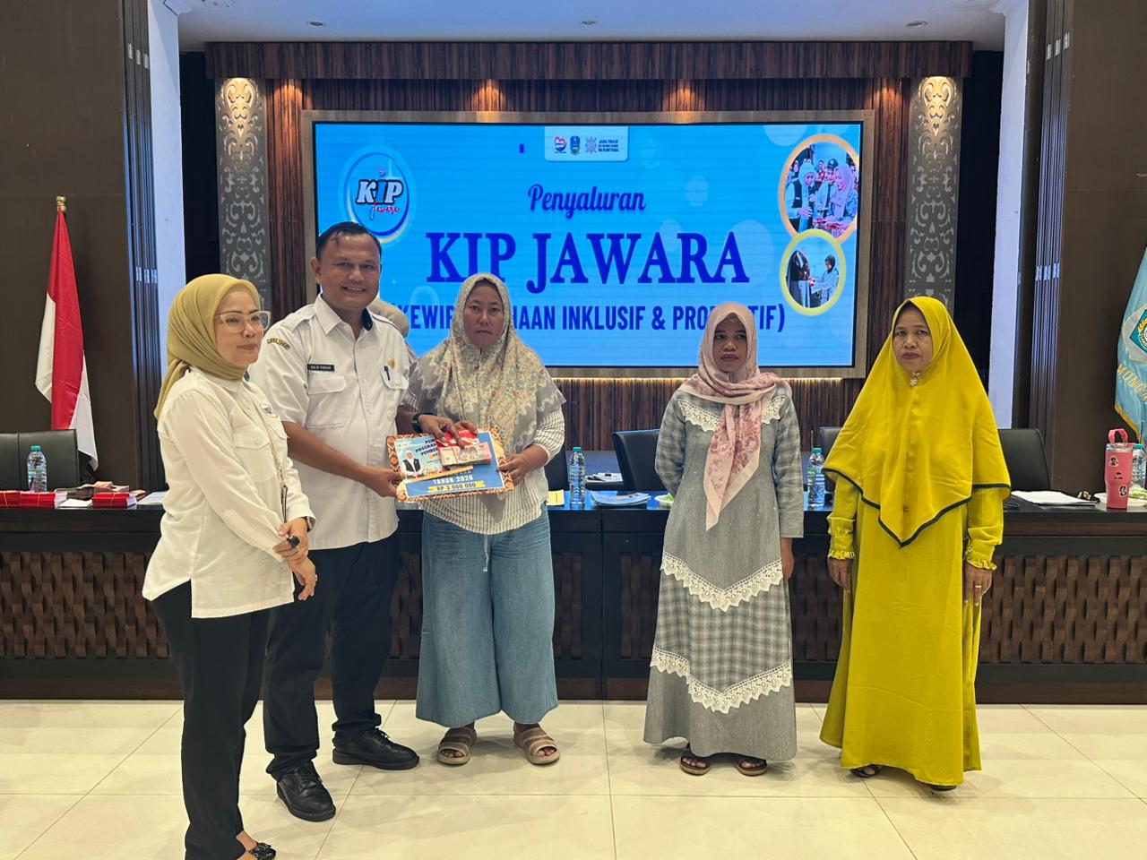Penyaluran Bantuan Sosial KIP Putri Jawara Tahun 2026