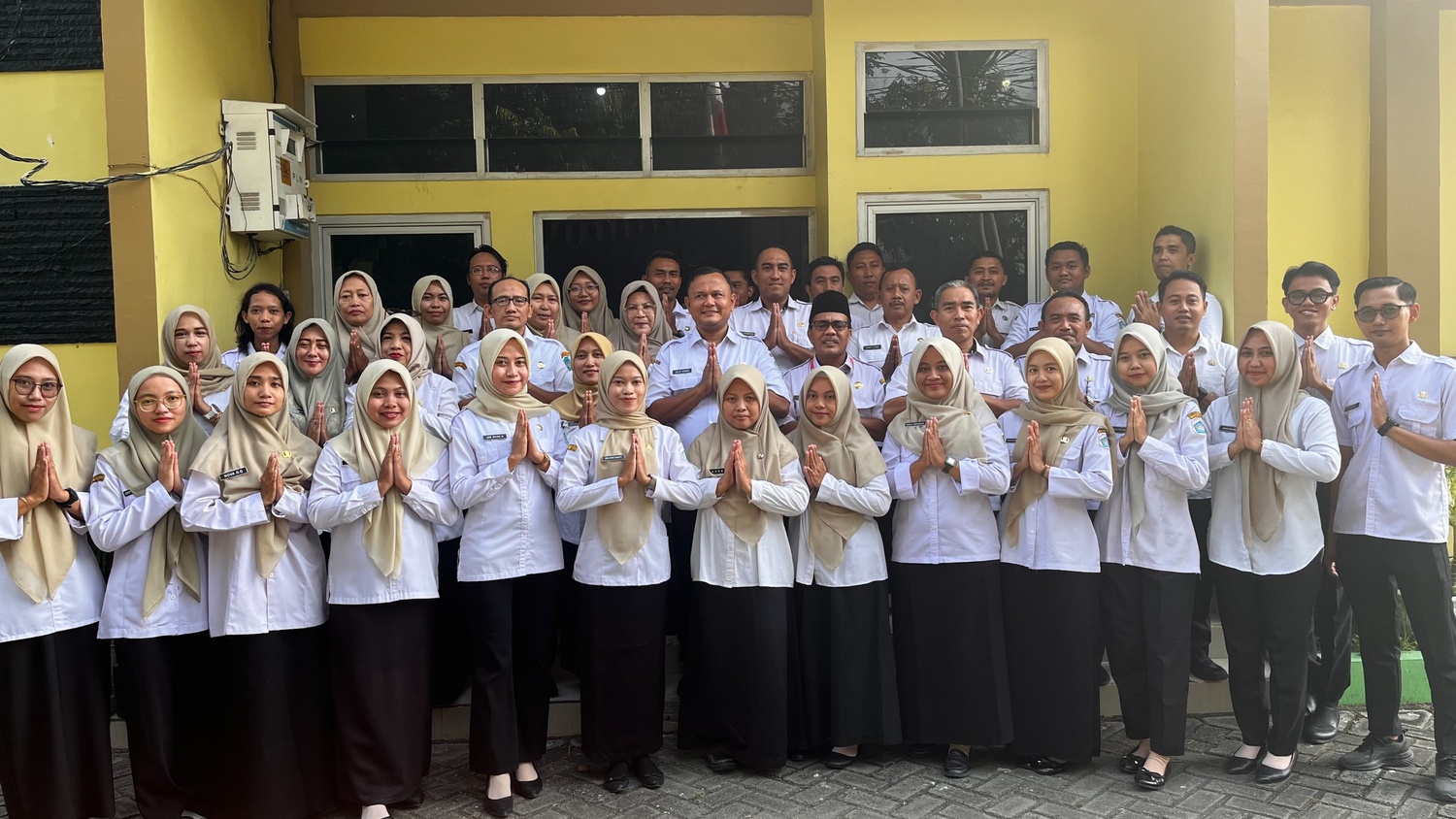 Keluarga besar Dinas Sosial menggelar Halal Bihalal