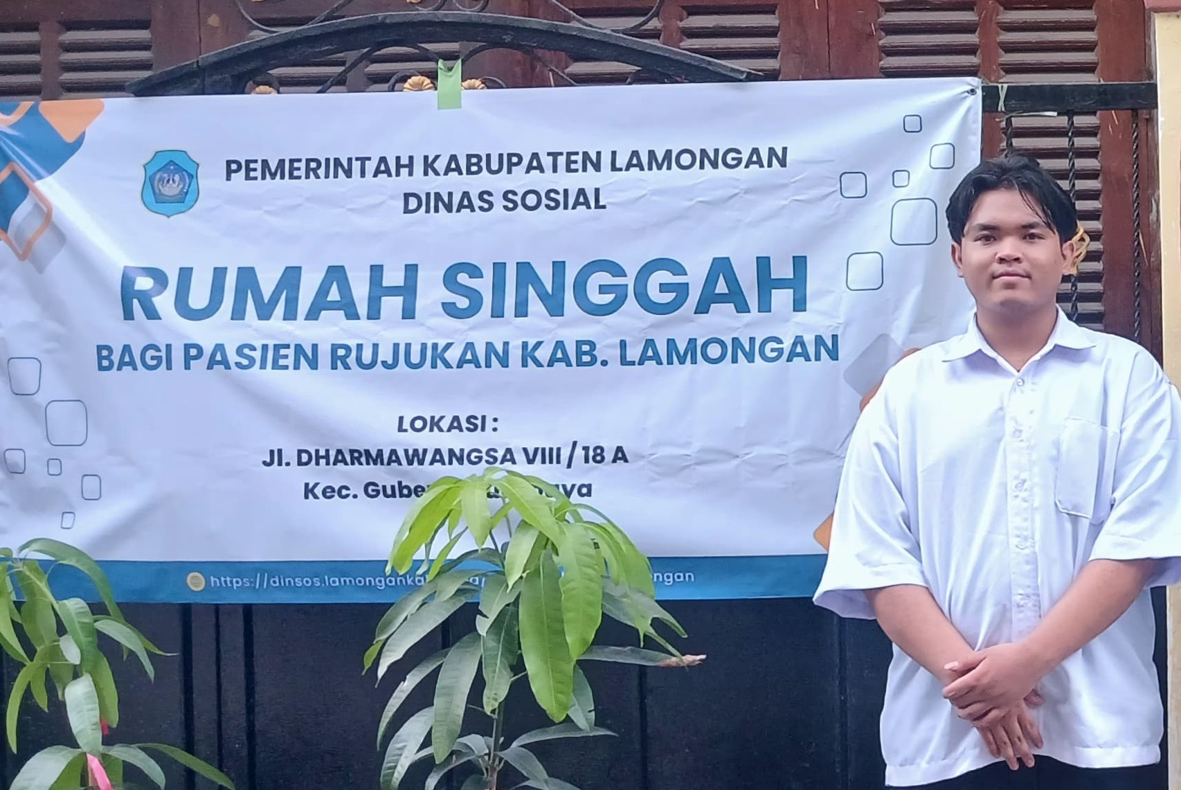 Fasilitas penginapan gratis disediakan oleh Pemerintah Kabupaten Lamongan bagi masyarakat Lamongan yang menjalani pengobatan di RSUD Dr.Soetomo Surabaya