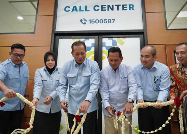 Foto: Menkop Luncurkan Call Center Kopdes Merah Putih, Respon Cepat Pengaduan Masyarakat